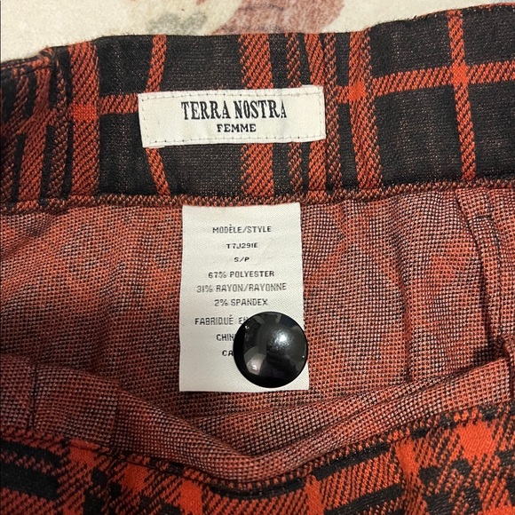 Orange and Black Plaid Skirt - Picture 3 of 4